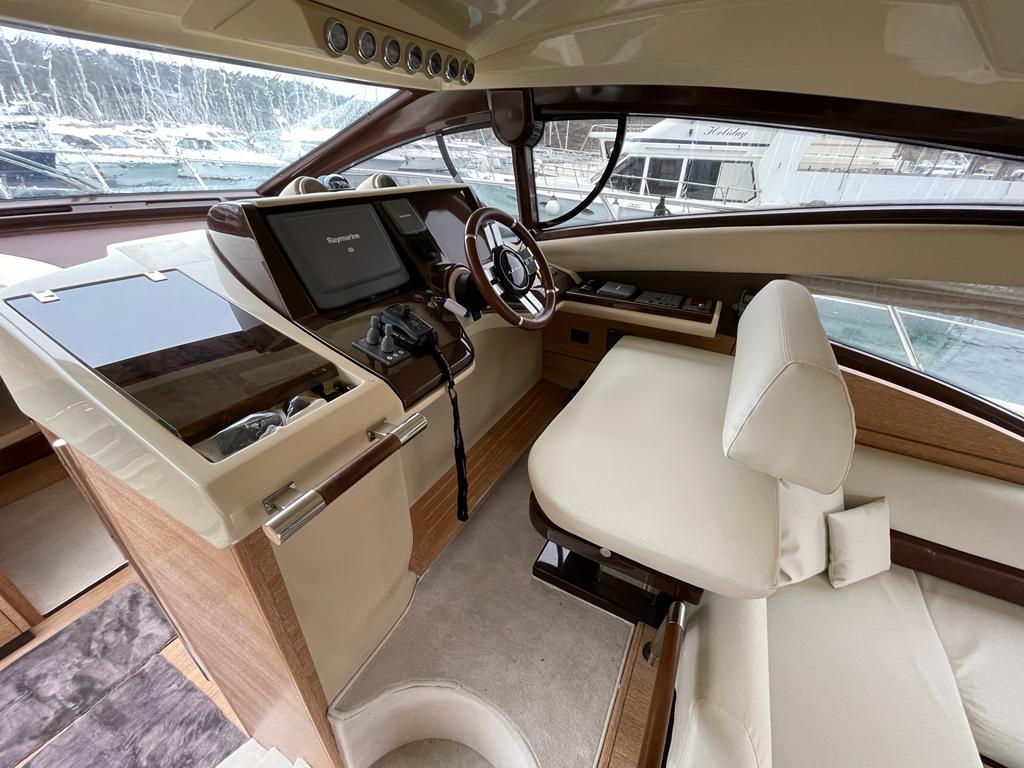Azimut 47 - 