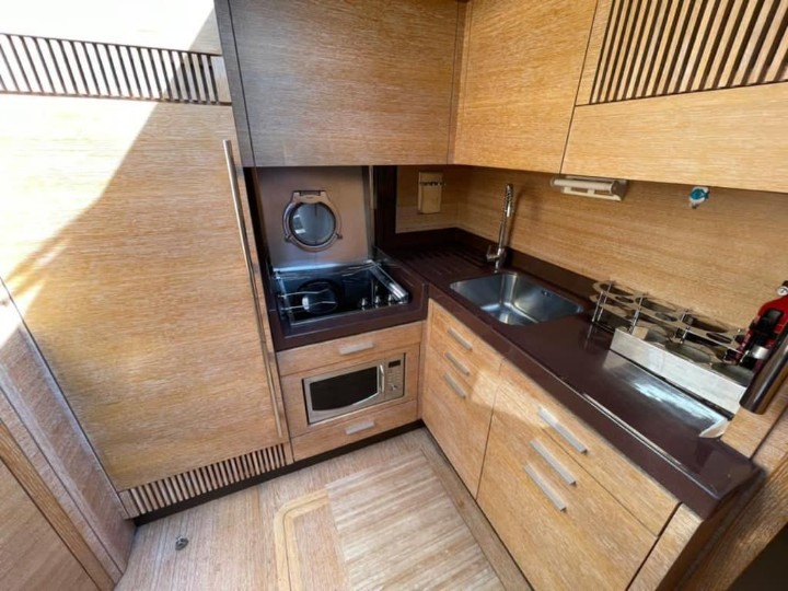 Azimut 47 - 