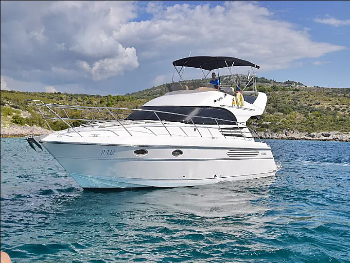 Fairline Phantom 40 - 