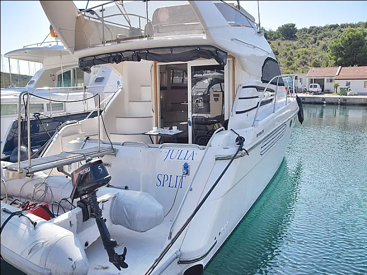 Fairline Phantom 40 - 