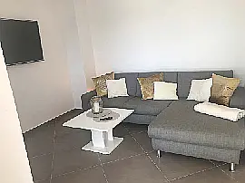 Villa Thomas App 2