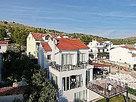 Villa Thomas App 2